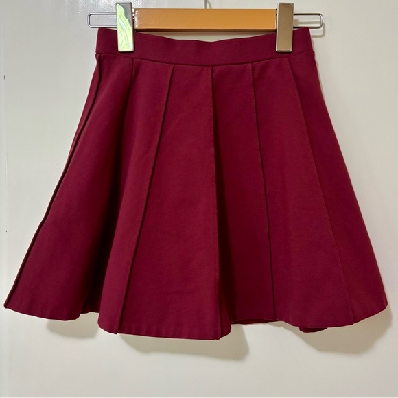 Sunday Best| Cute Burgundy Mini Skater Skirt Sz XXS - Picture 1 of 5